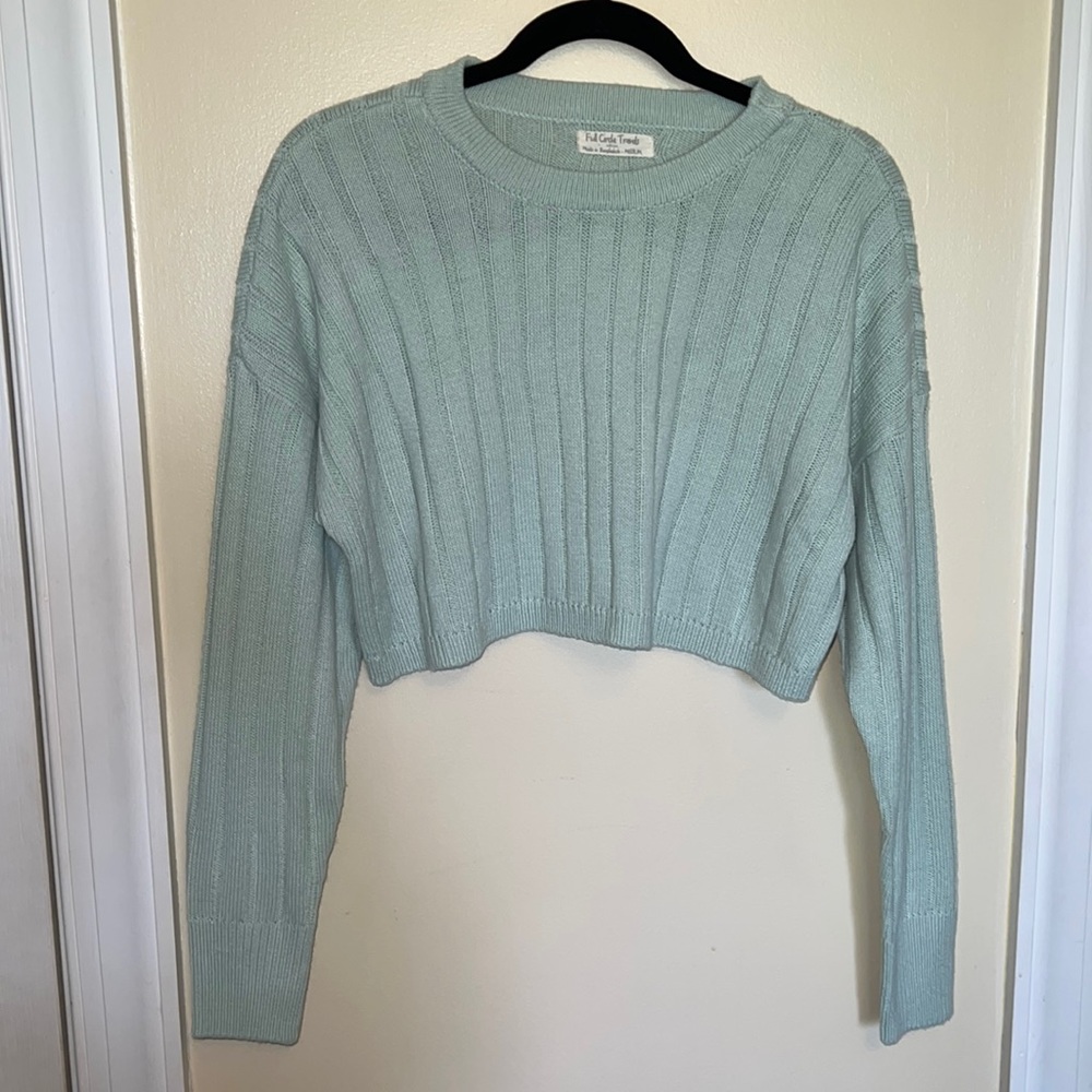 Full Circle Trends Crop sweater Sz M